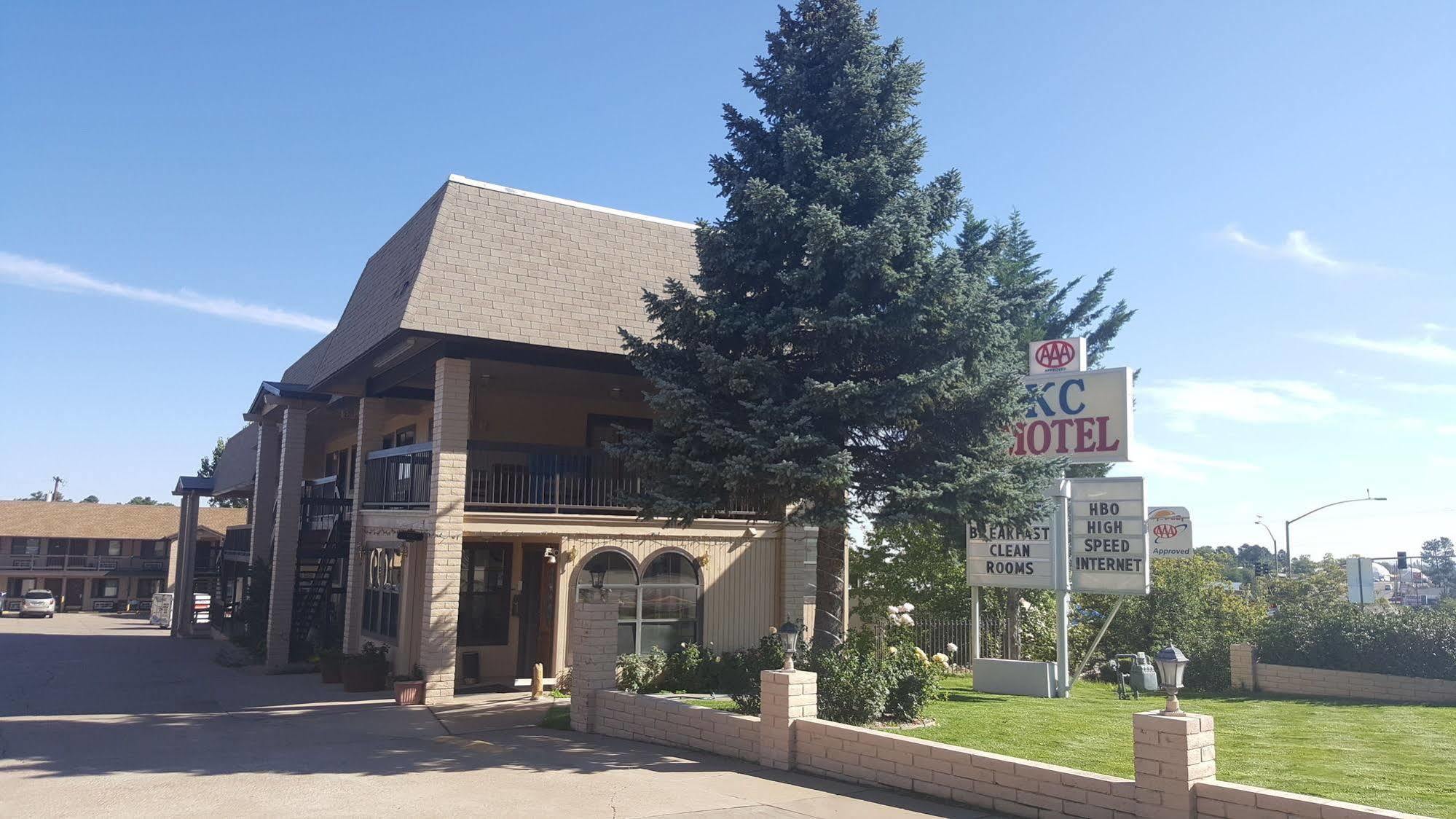 The Kc Motel Show Low Exterior photo