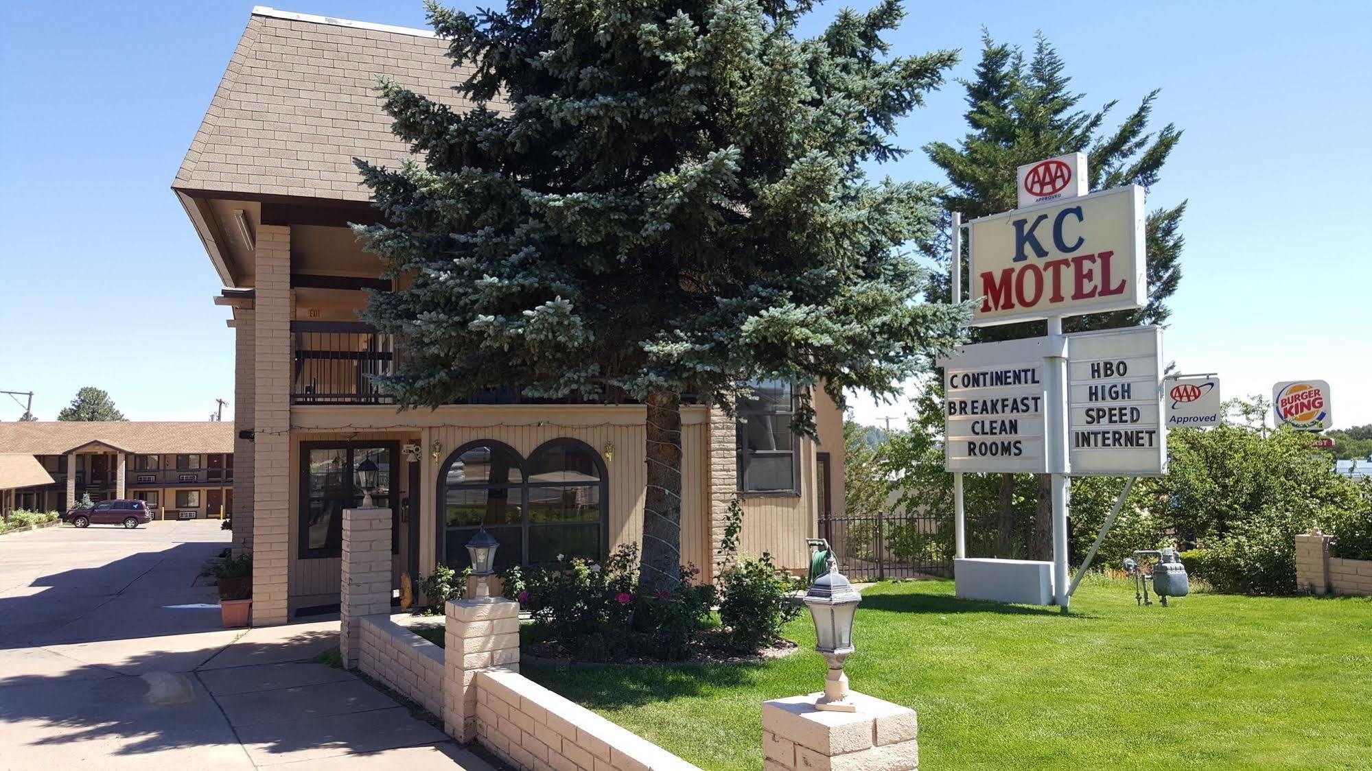 The Kc Motel Show Low Exterior photo
